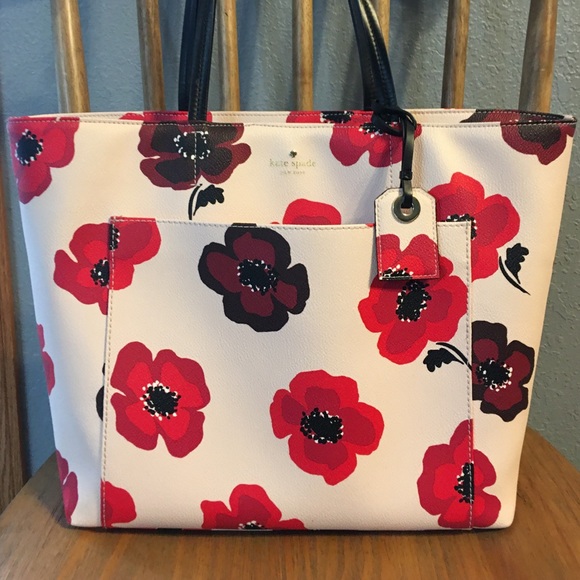 kate spade Handbags - Kate Spade Floral Tote